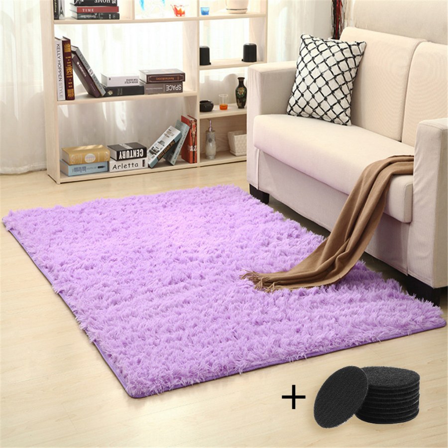 Ковер пушистый в комнате