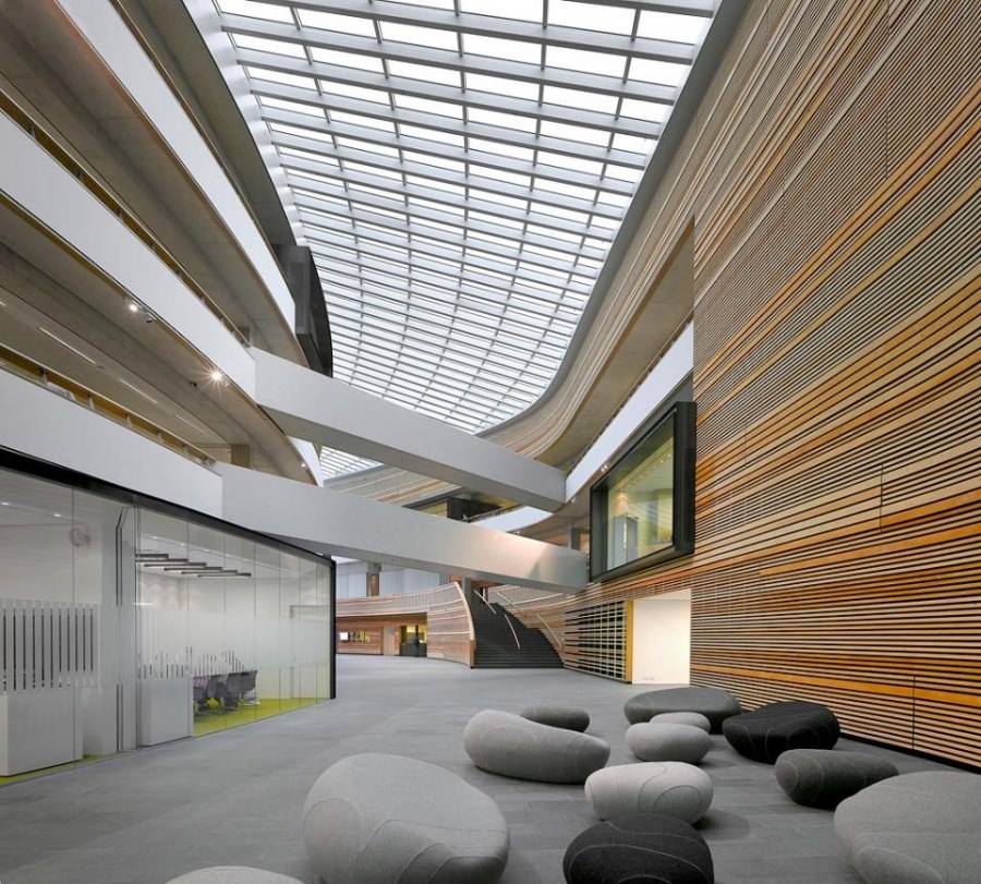 Атриум внутри здания