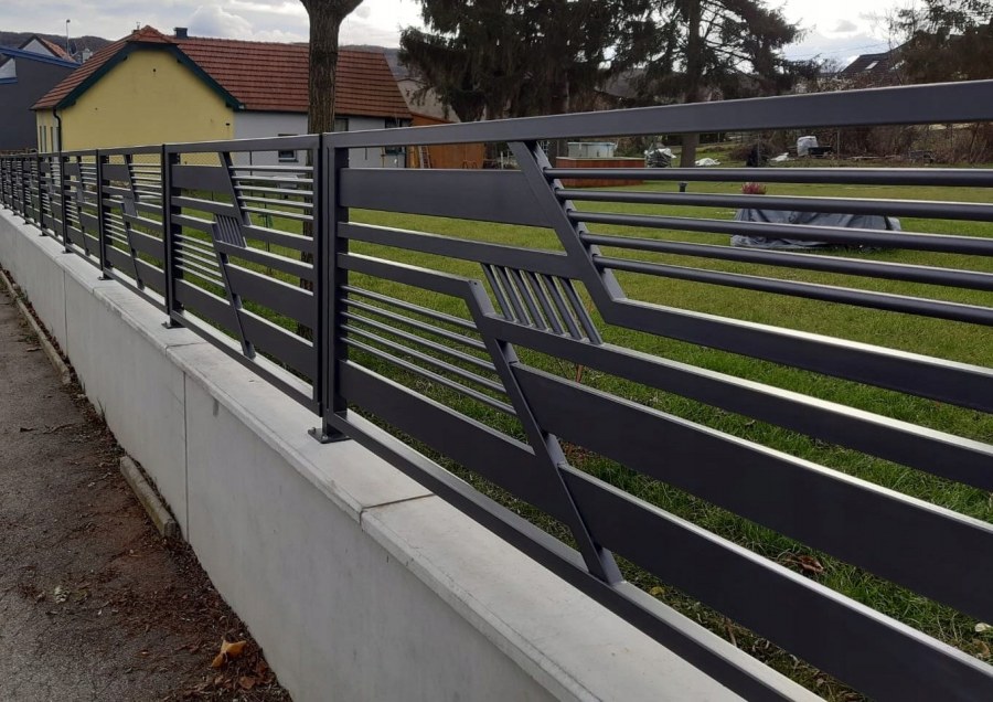 Современные заборы