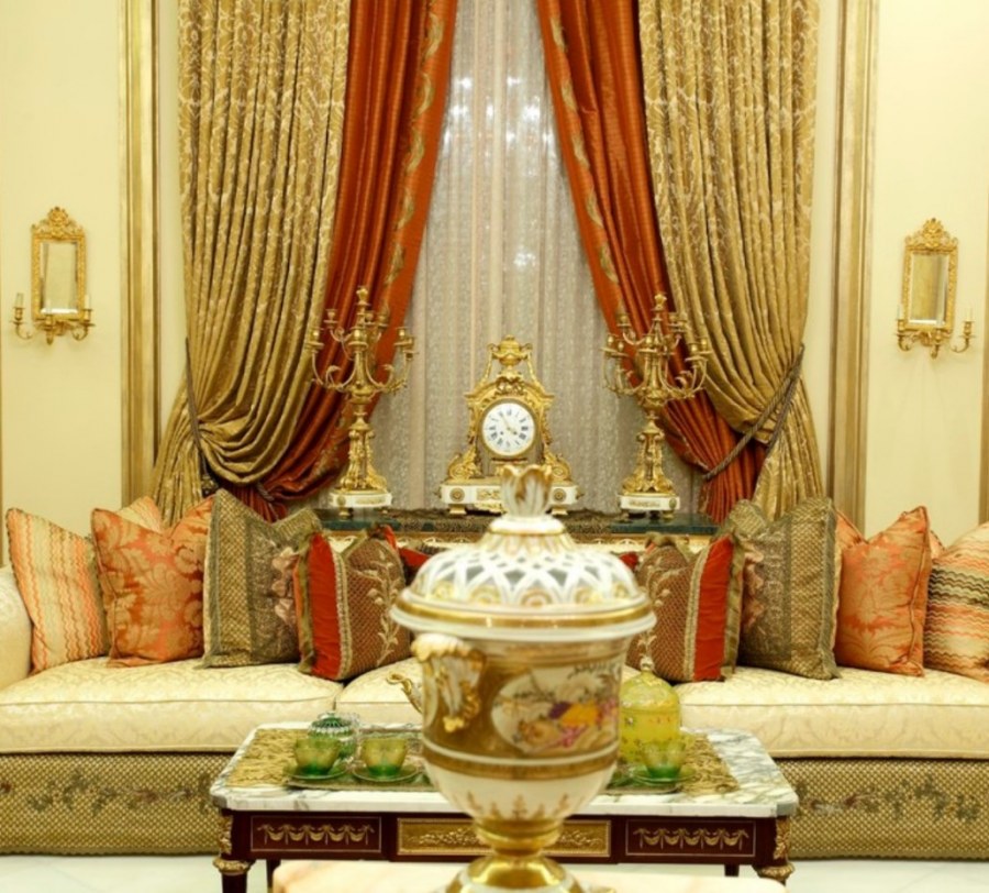 Красивые шторы Королевские