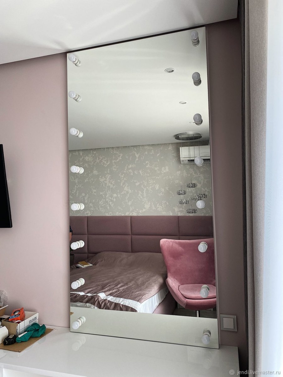 Безрамное гримерное зеркало