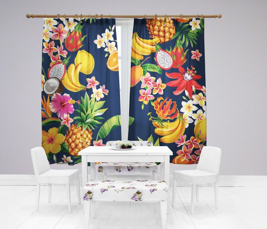 Тропические занавески на кухне