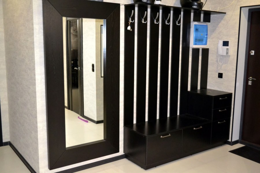 Прихожие компании стильные кухни