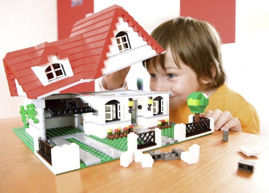 Домик из лего для детей