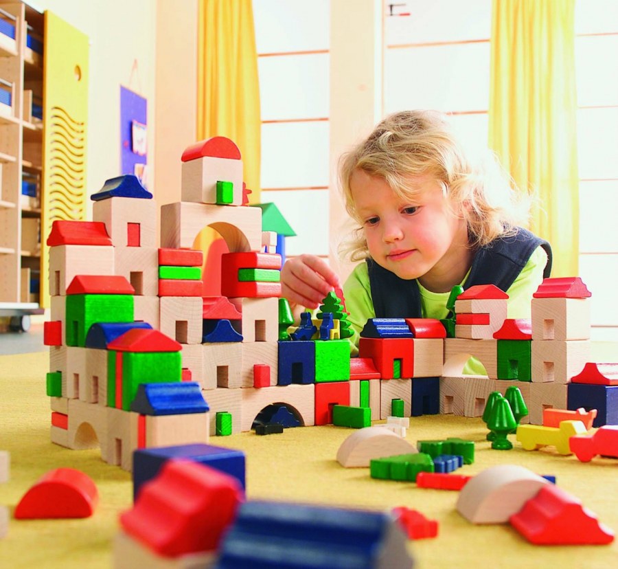 Дети конструируют