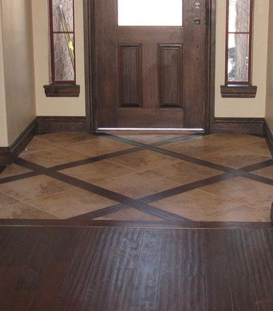Пол в прихожей плитка и паркетная доска