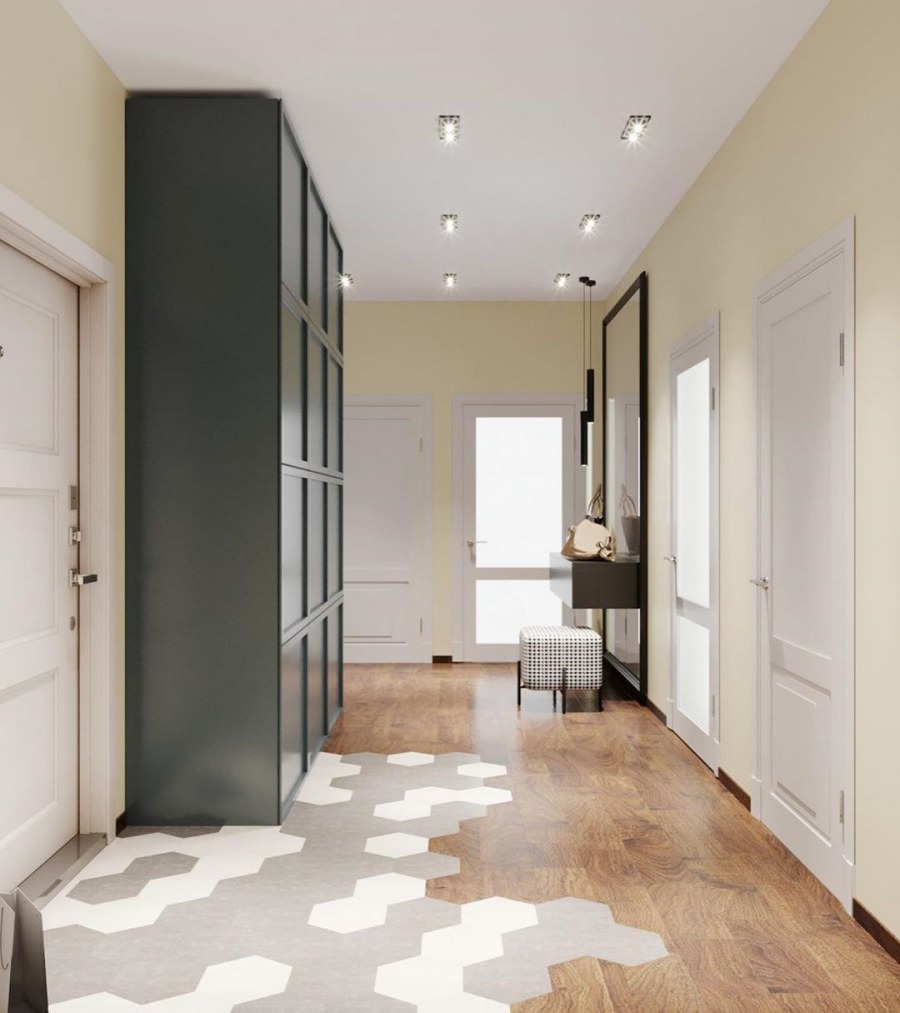 Плитка и ламинат в прихожей