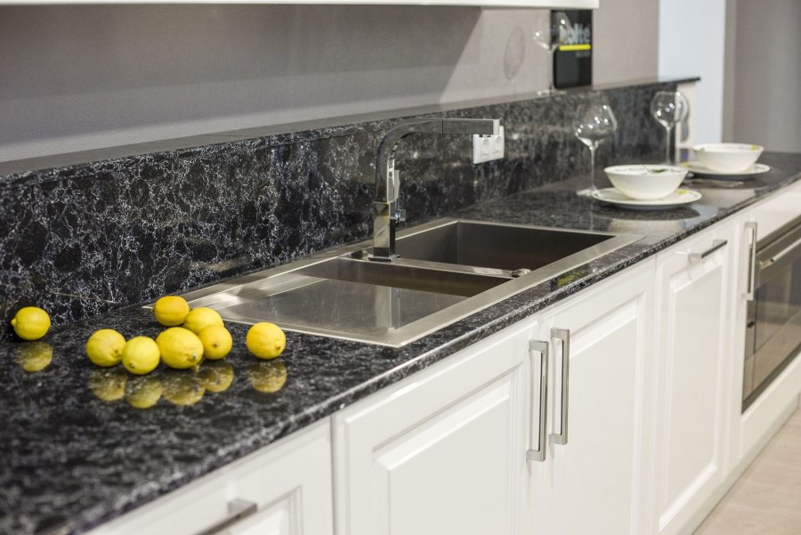 Столешница Камбрия Sharpham