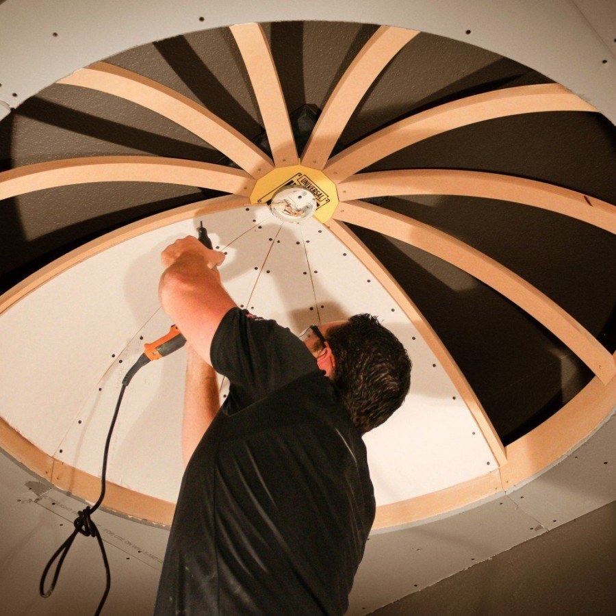 Купольный натяжной потолок