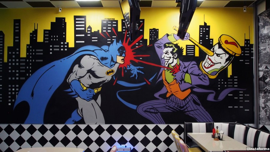 Роспись стен в игровой