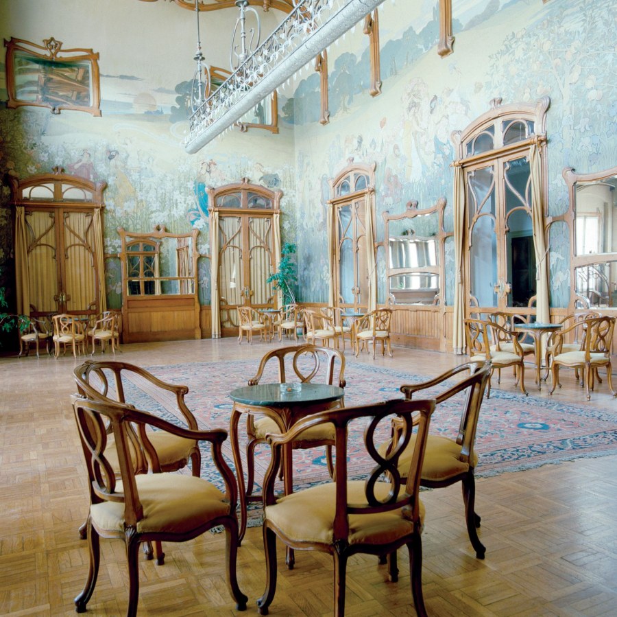 Арт-нуво стиль в интерьере