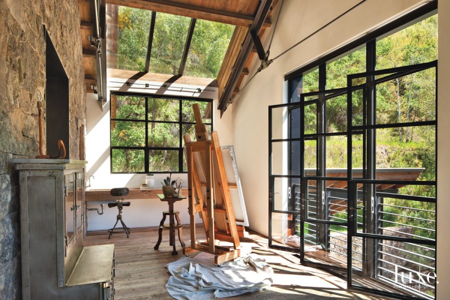 Мастерская художественная с панорамными окнами