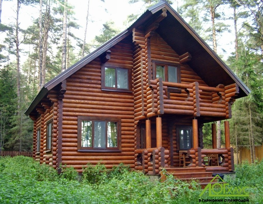 Дом из оцилиндрованного бревна