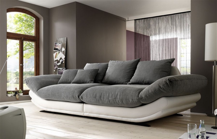 Диван в скандинавском стиле