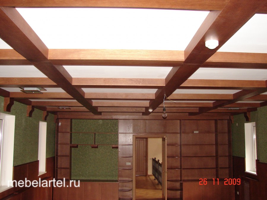 Фальшбалки из дерева в интерьере