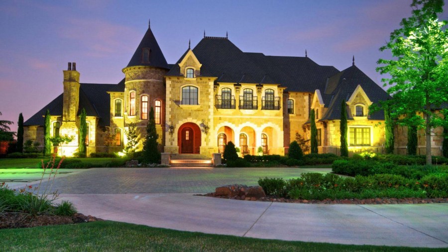 "Фасад Шато"