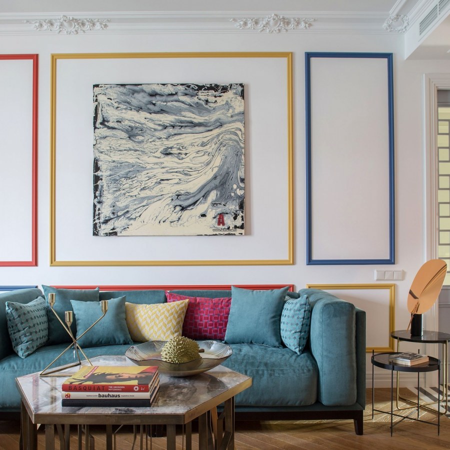 Цветной молдинг для стен