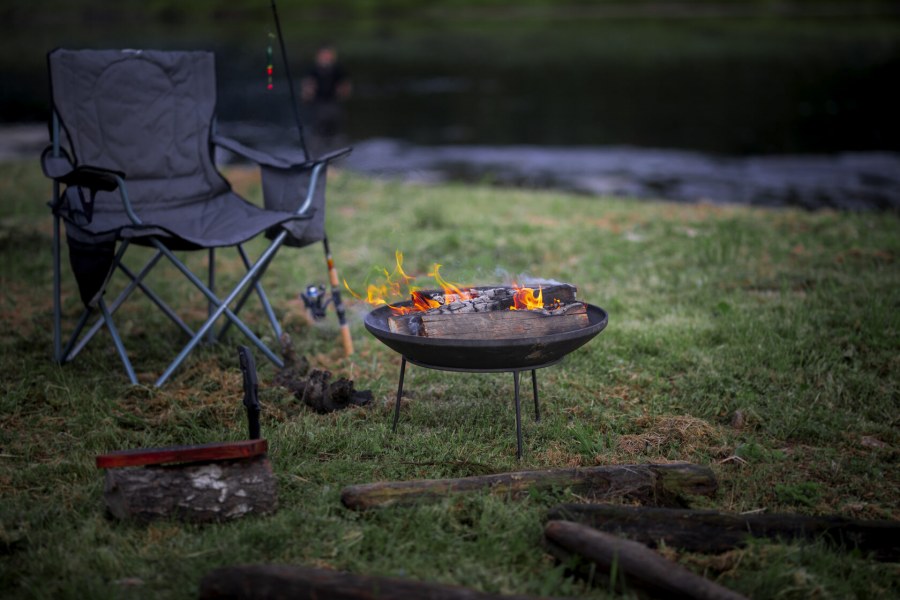 Чугунная костровая чаша мангал