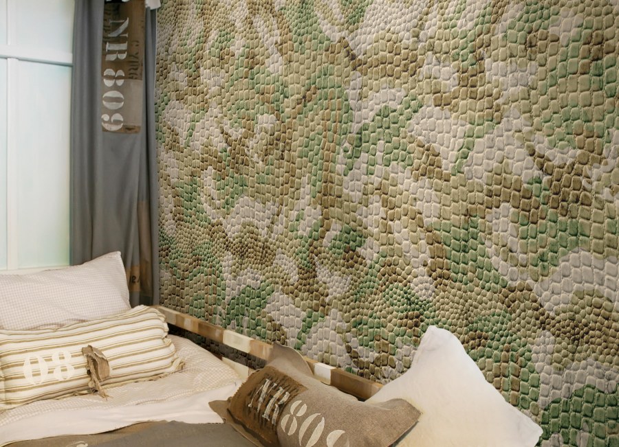 Змеиный принт в интерьере