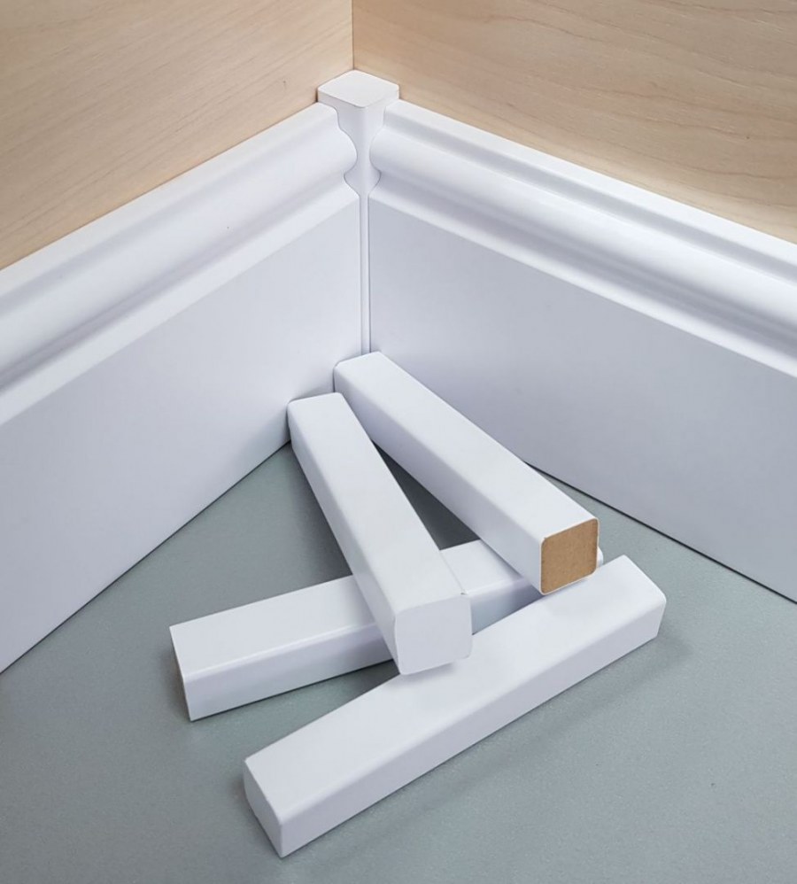 Соединитель д/плинтуса МДФ /18х18х134мм/ Cosca Decor