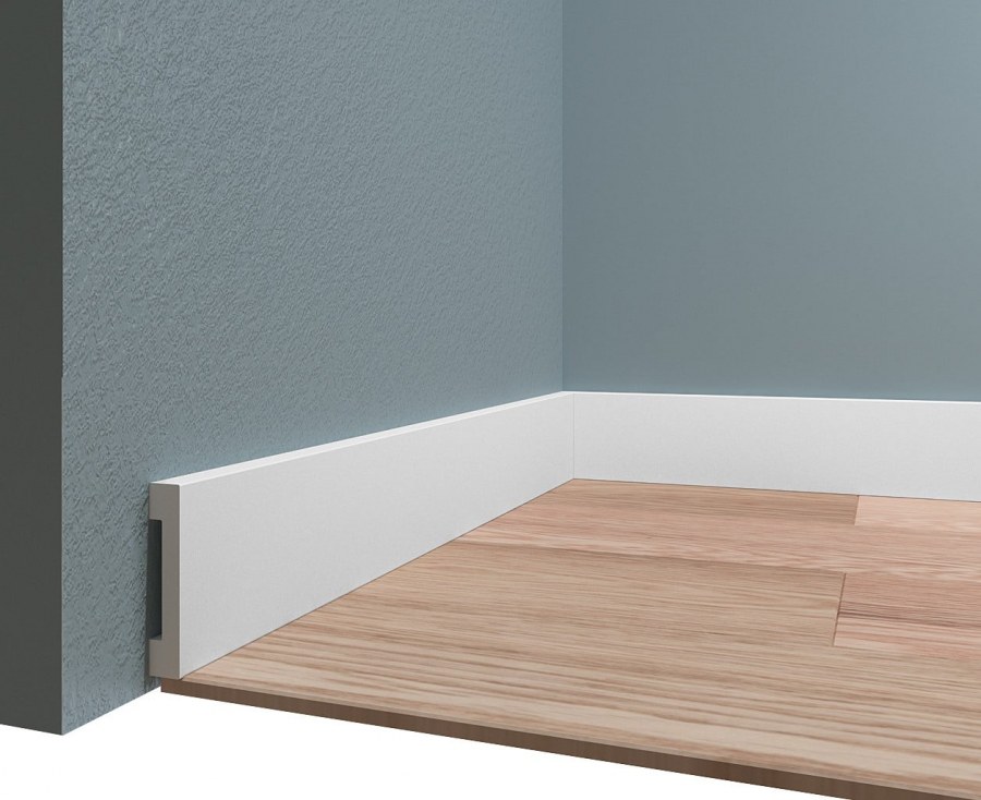 Плинтус напольный Decomaster d125