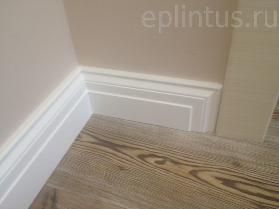 Напольный плинтус Base 5032