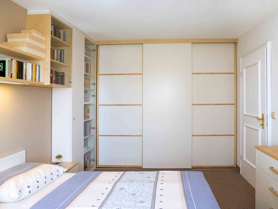 Подиум для шкафа купе