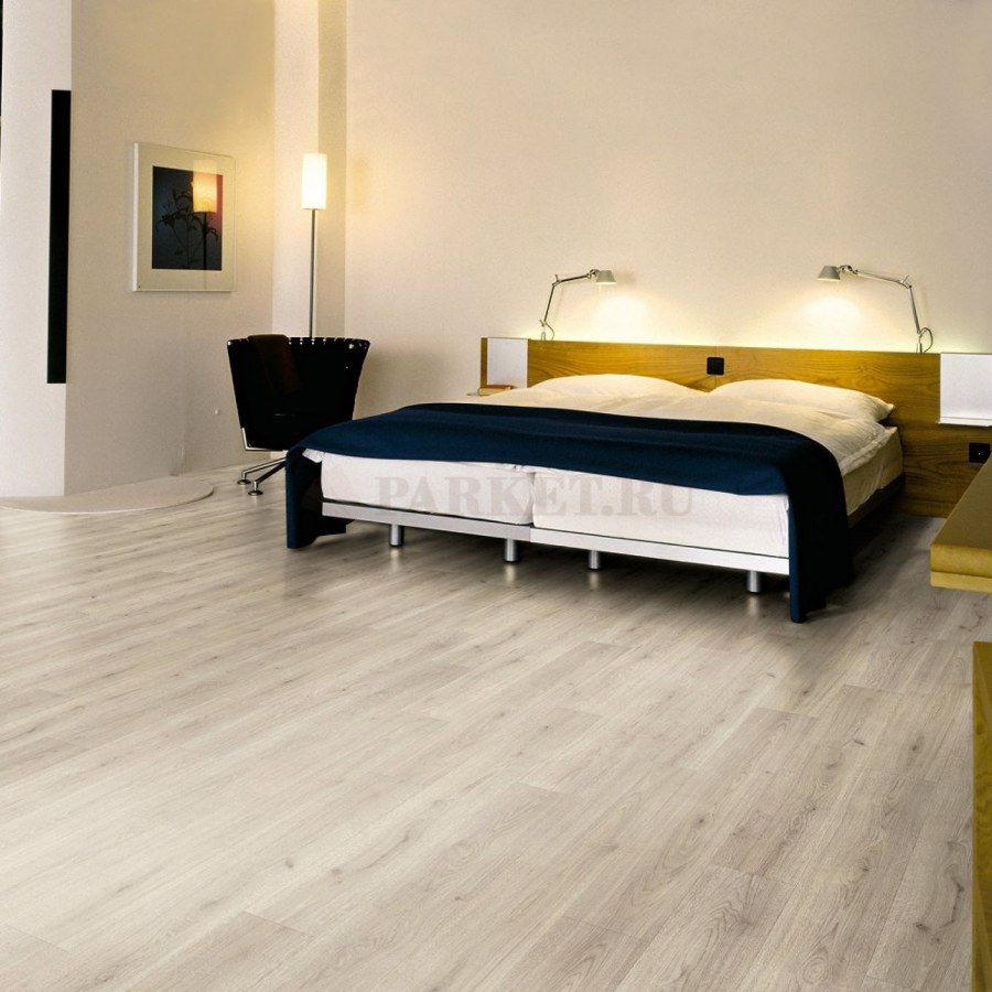 Ламинат Kronostar Imperial 725 орех Кантри