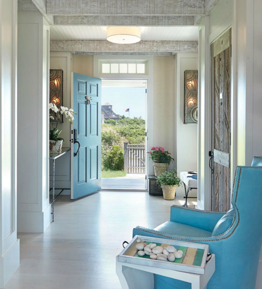 Мятный шкаф в интерьере