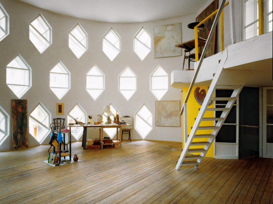 Дом-мастерская к.с. Мельникова в Кривоарбатском переулке