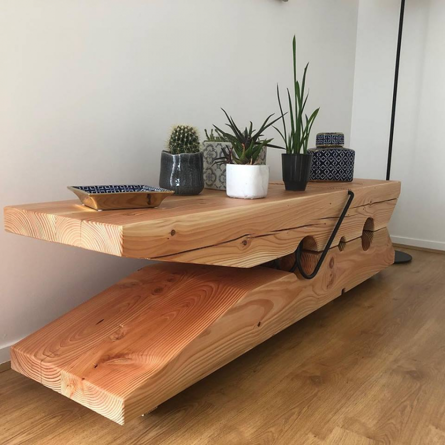 Оригинальная мебель из дерева