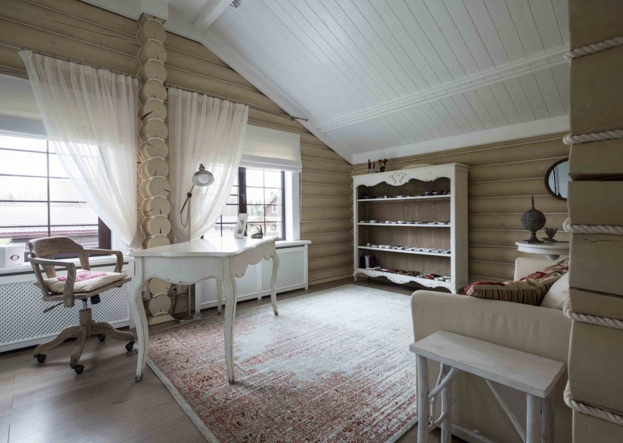 Бревенчатый дом белый интерьер