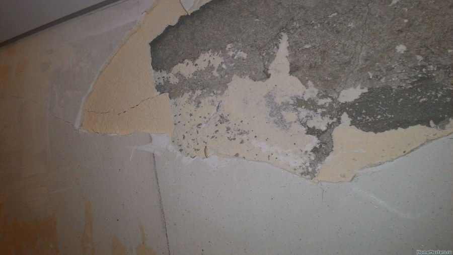 Отслоение штукатурки от стен