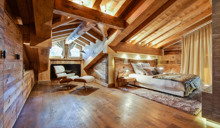 Чердак спальня в стиле Шале