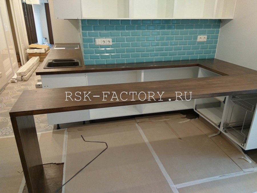 Столешница с верхним отсеком