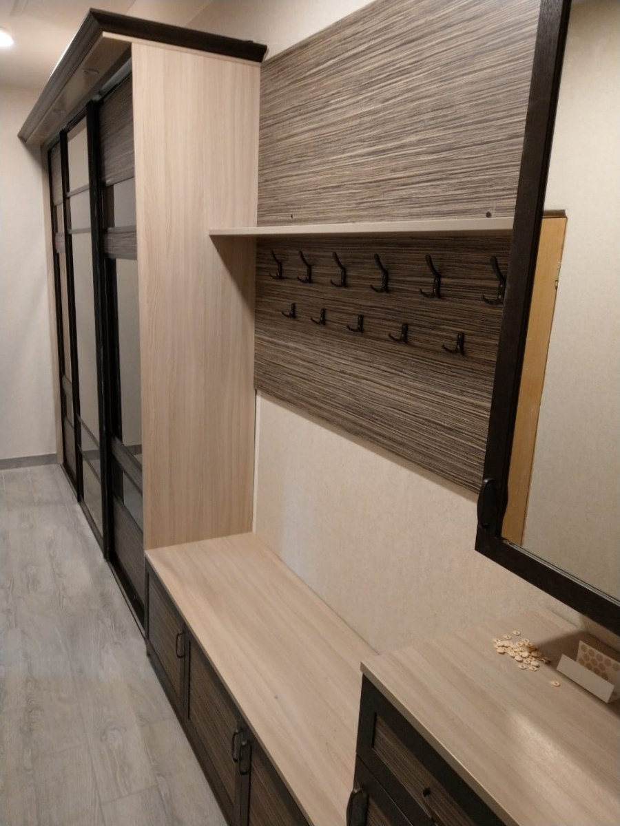 Прихожая в современном стиле