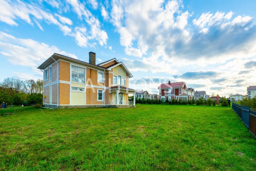 Сад времени коттеджный поселок