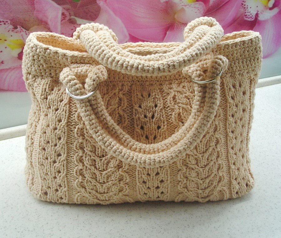 Вязание спицами сумочки