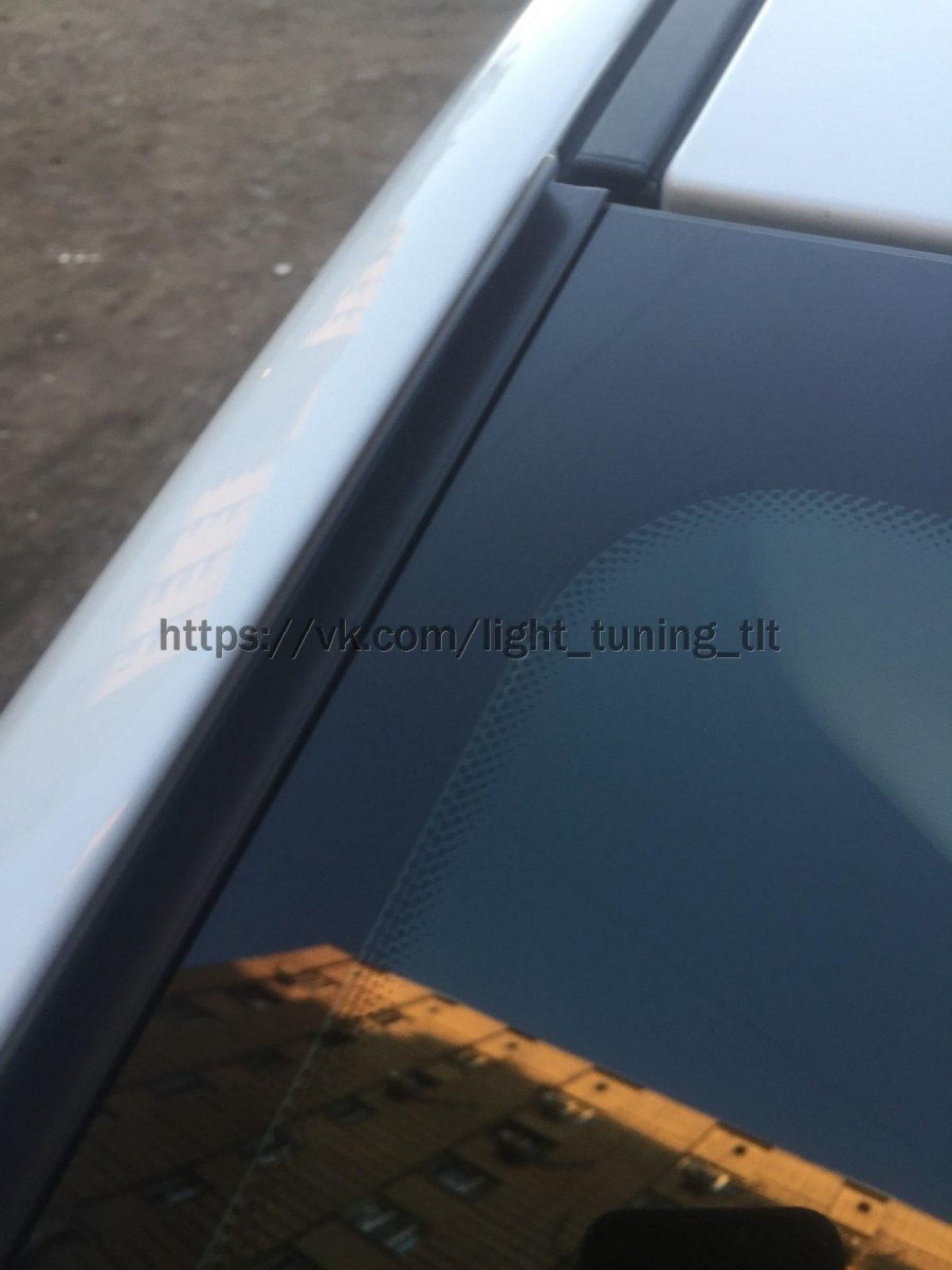 Водостоки лобового стекла Лада Веста