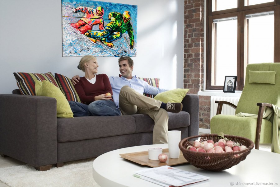 Гостиная с людьми