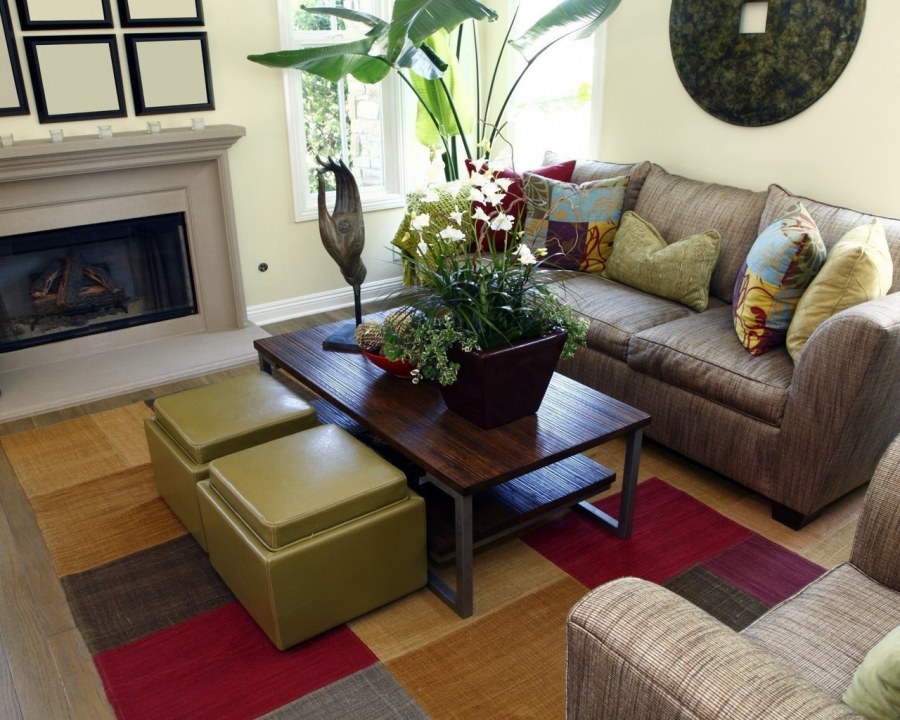 Подушка для дивана