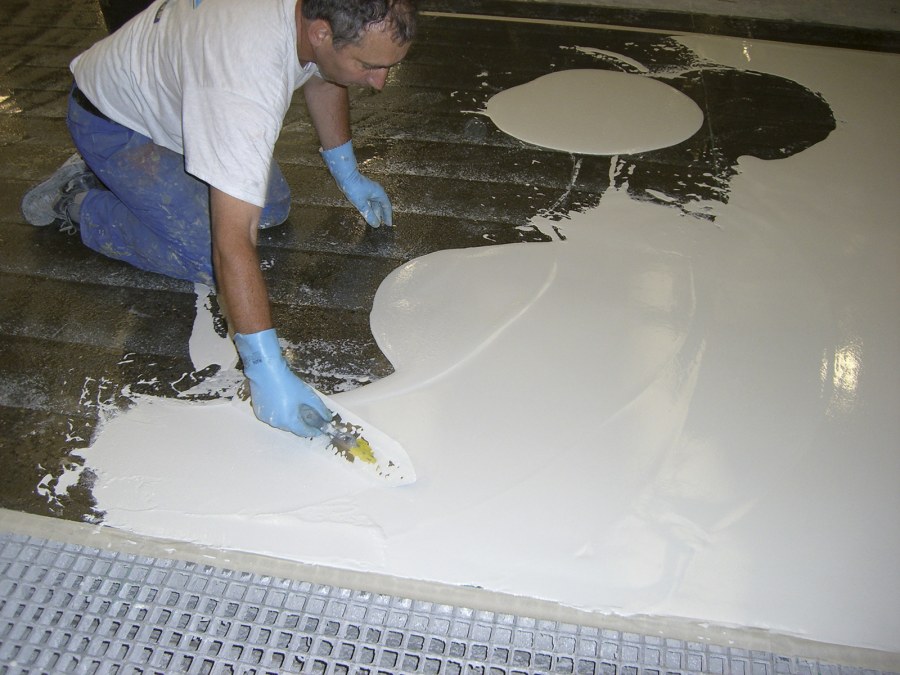Самонивелирующийся наливной пол