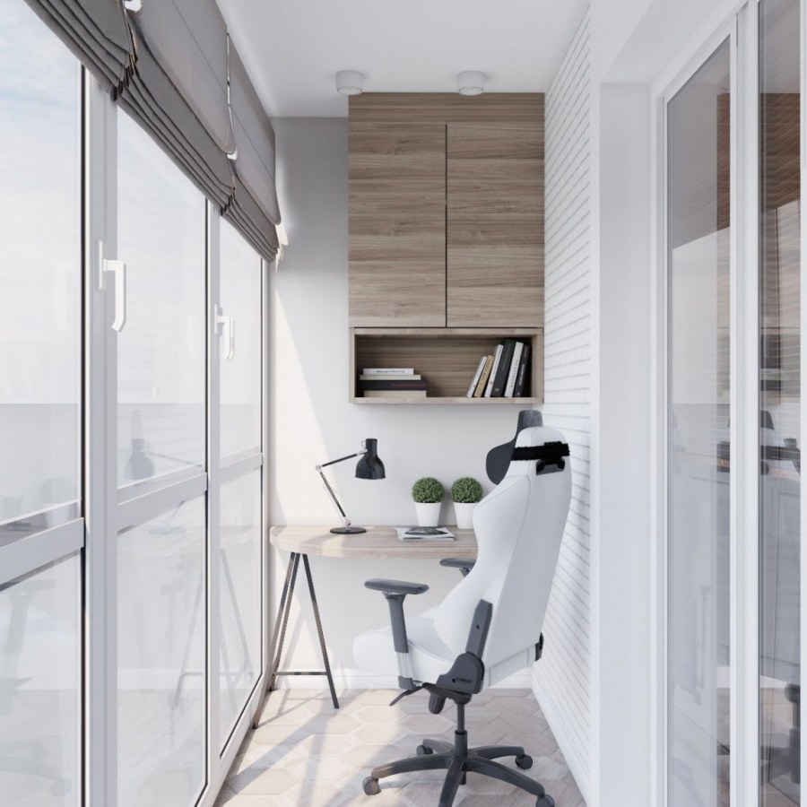 Рабочее место на балконе