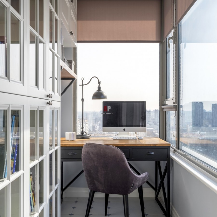 Офис на лоджии