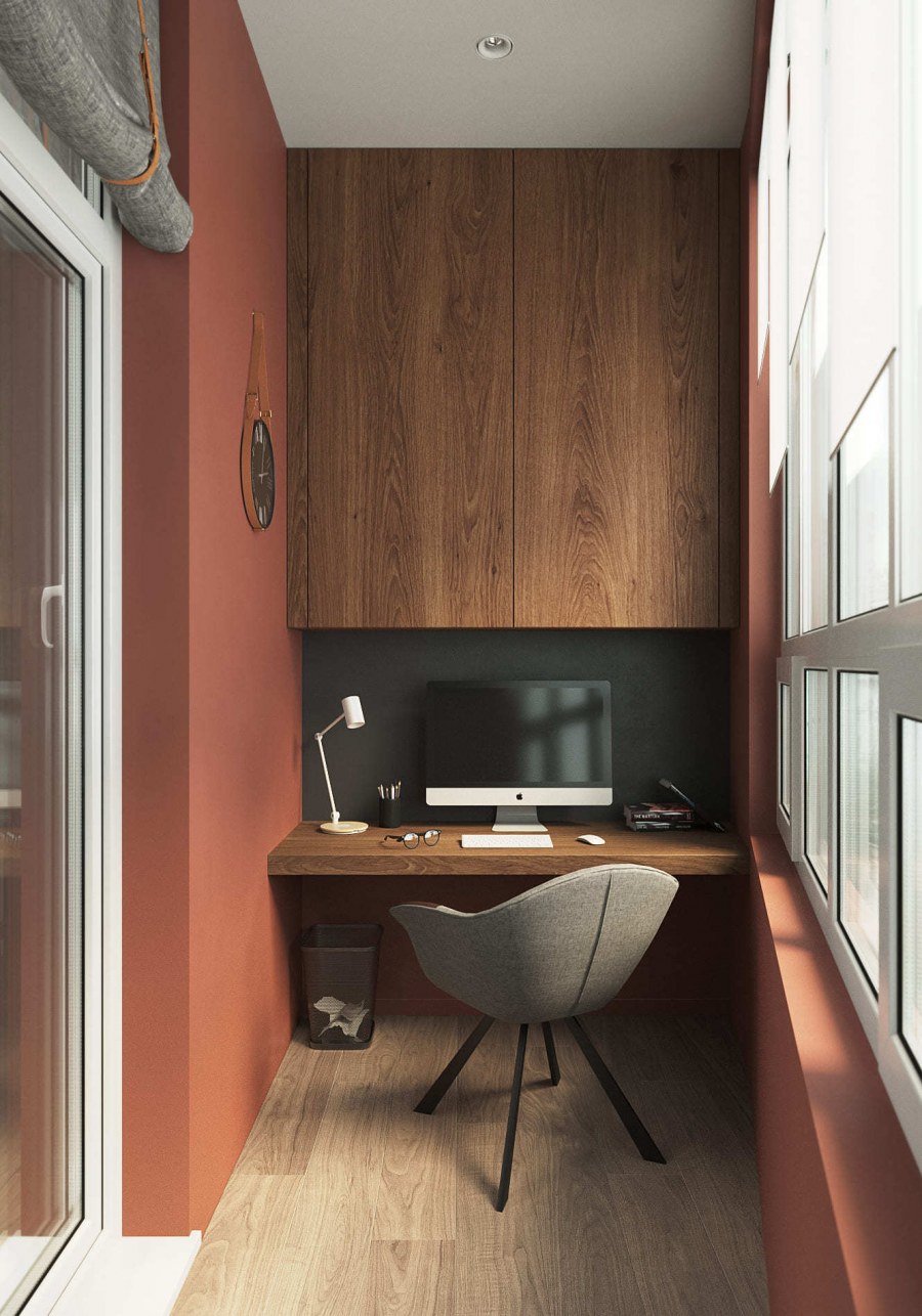 Письменный стол на лоджии