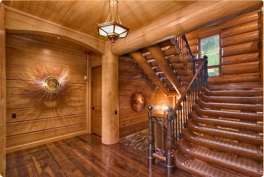 Деревянные срубы внутри