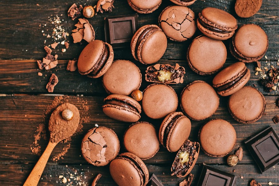 Шоколадные макаронс