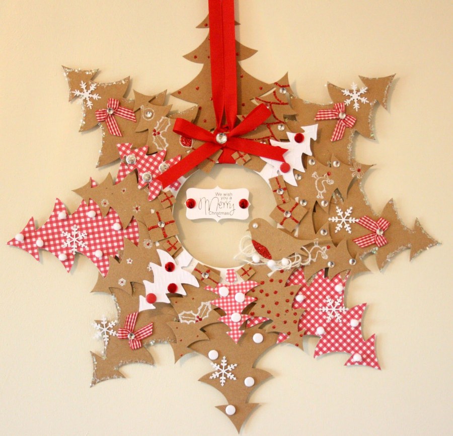 Новогодний декор из картона