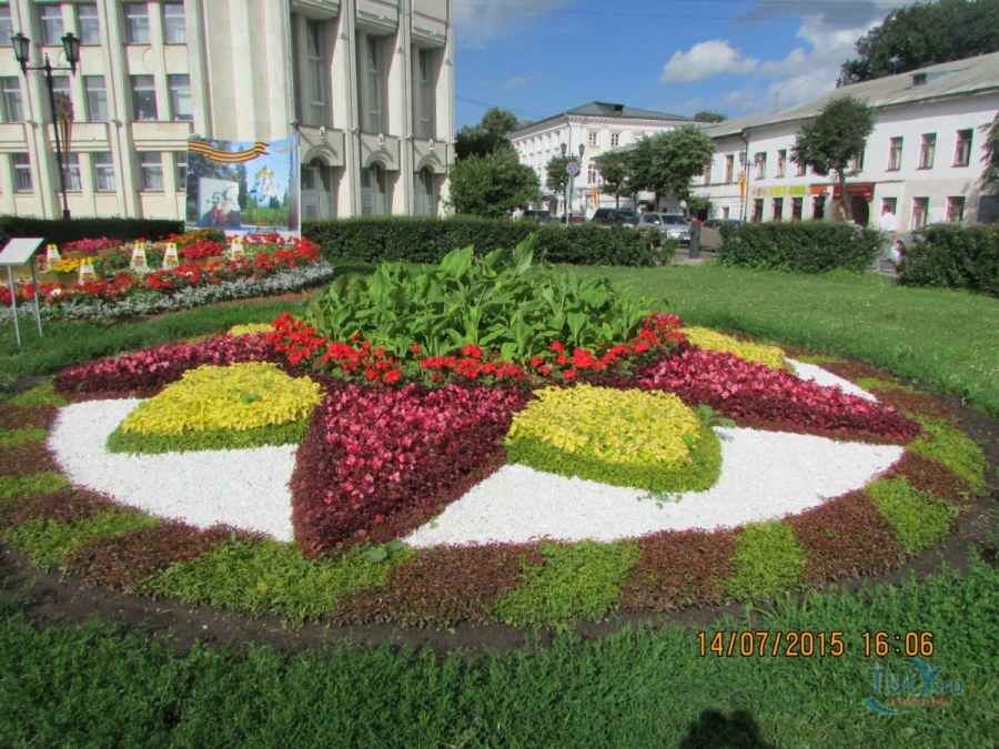 Цветочная клумба Иваново