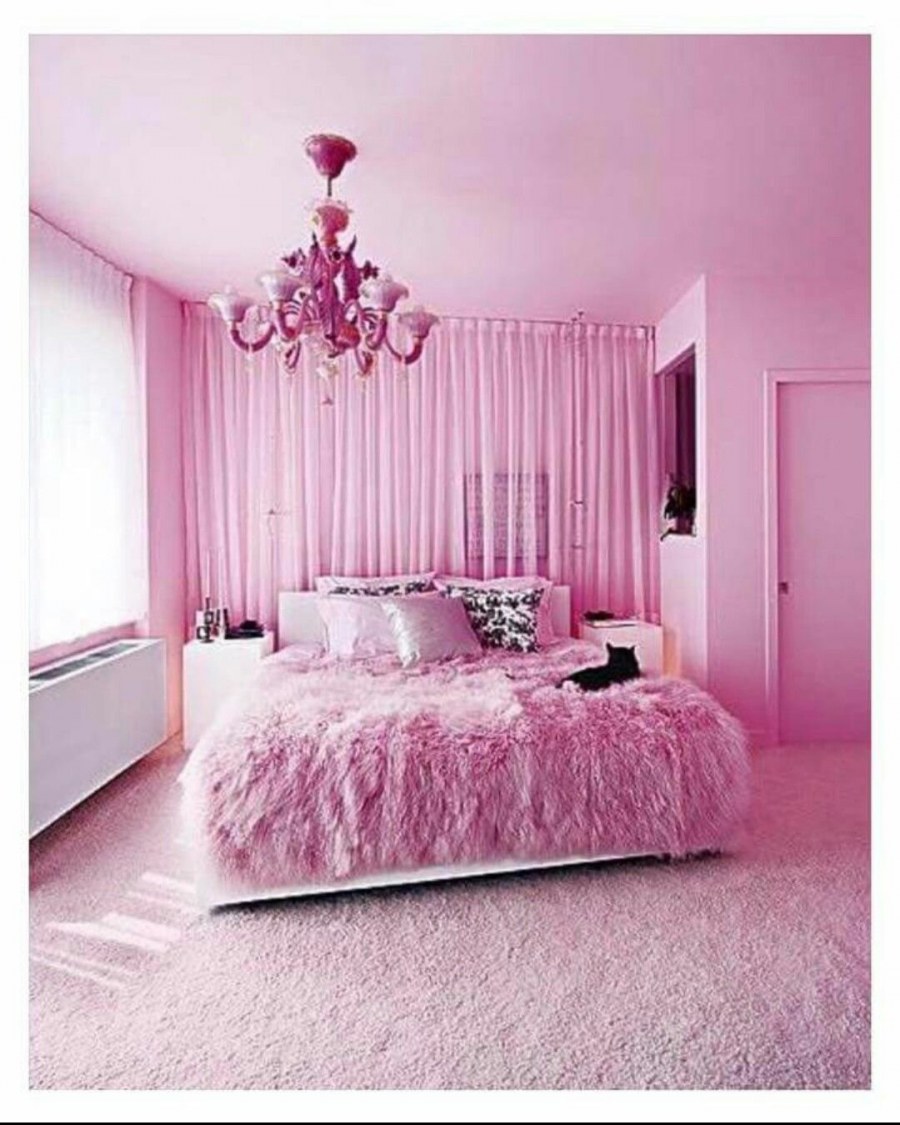 Розовая комната